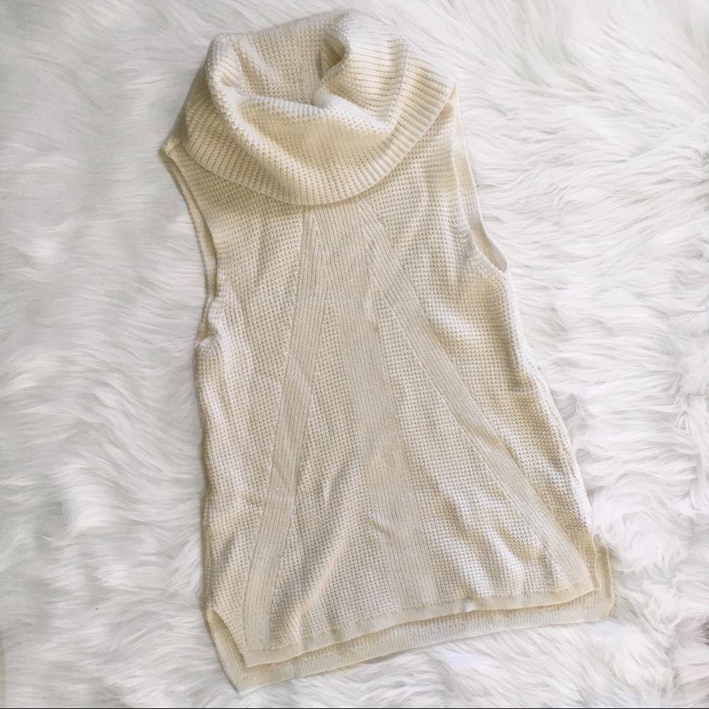 White House Black Market Sleeveless Turtleneck